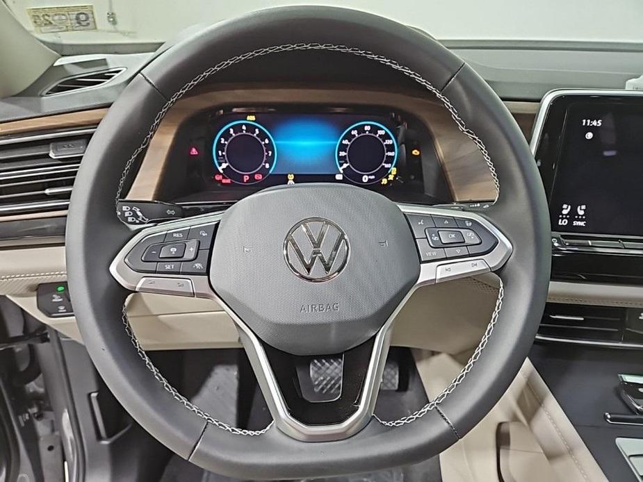 new 2024 Volkswagen Atlas car, priced at $37,652