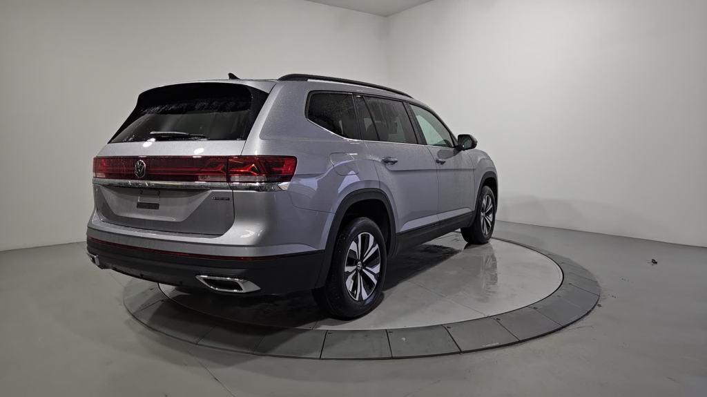 new 2024 Volkswagen Atlas car, priced at $37,652