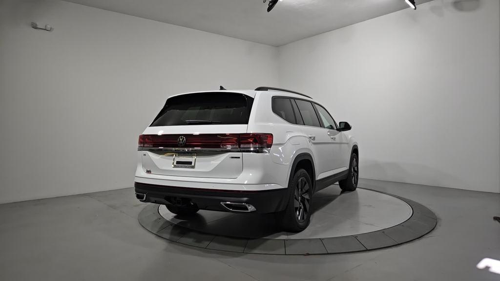 new 2025 Volkswagen Atlas car, priced at $47,052