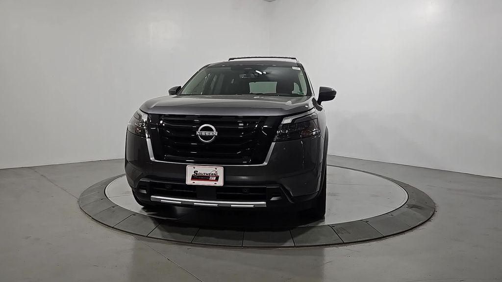 new 2025 Nissan Pathfinder car, priced at $46,378