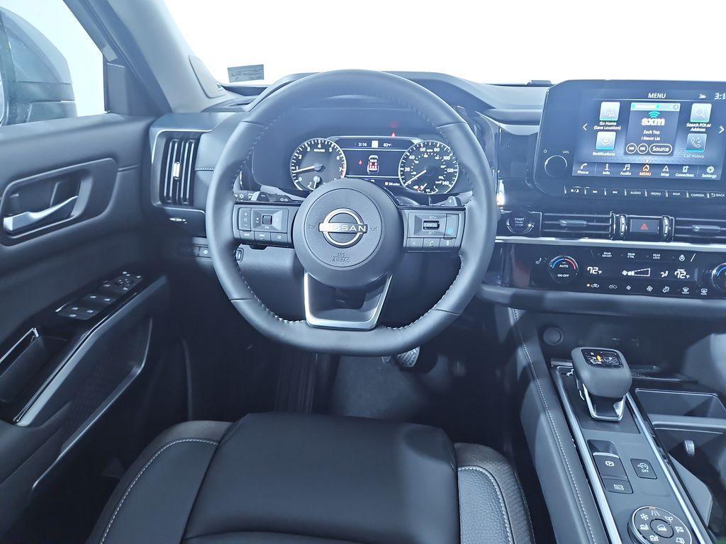 new 2025 Nissan Pathfinder car, priced at $46,378