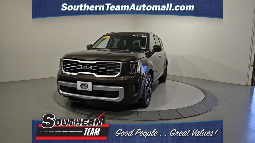 used 2023 Kia Telluride car, priced at $33,357