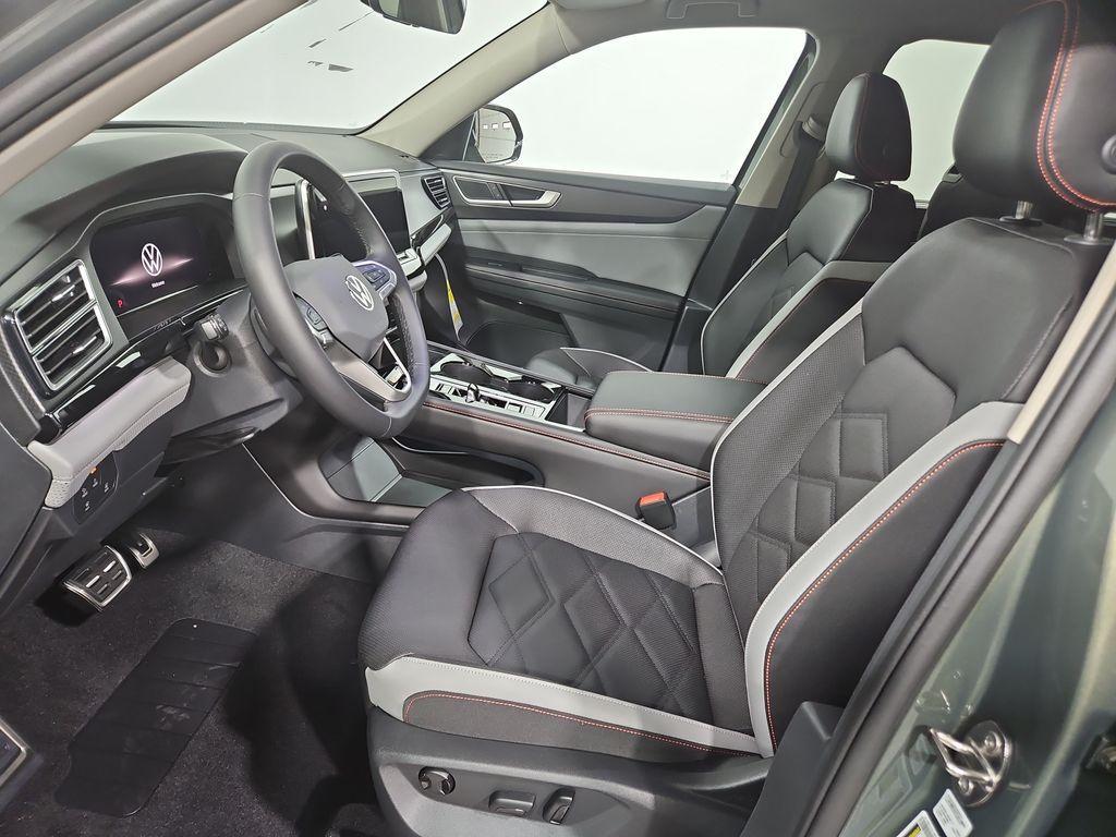new 2026 Volkswagen Atlas car, priced at $48,045