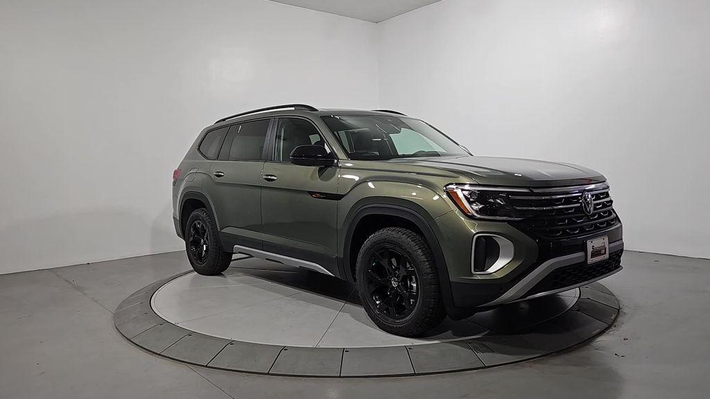 new 2026 Volkswagen Atlas car, priced at $48,045