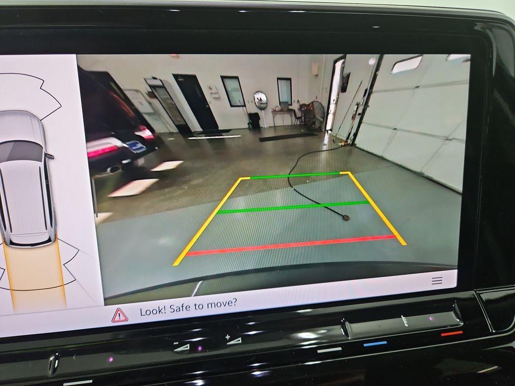 new 2026 Volkswagen Atlas car, priced at $48,045