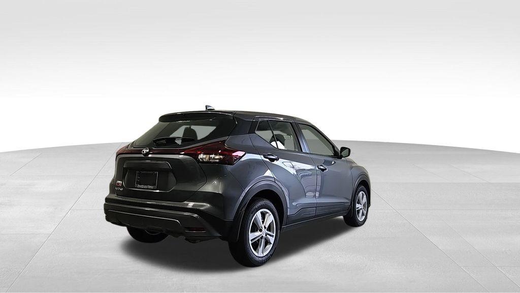new 2025 Nissan Kicks Play car, priced at $22,042