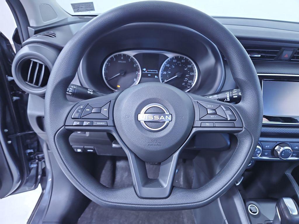 new 2025 Nissan Kicks Play car, priced at $22,042
