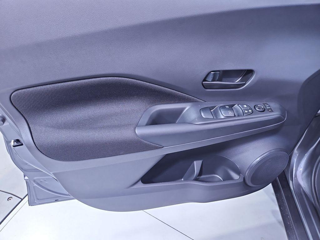 new 2025 Nissan Kicks Play car, priced at $22,042