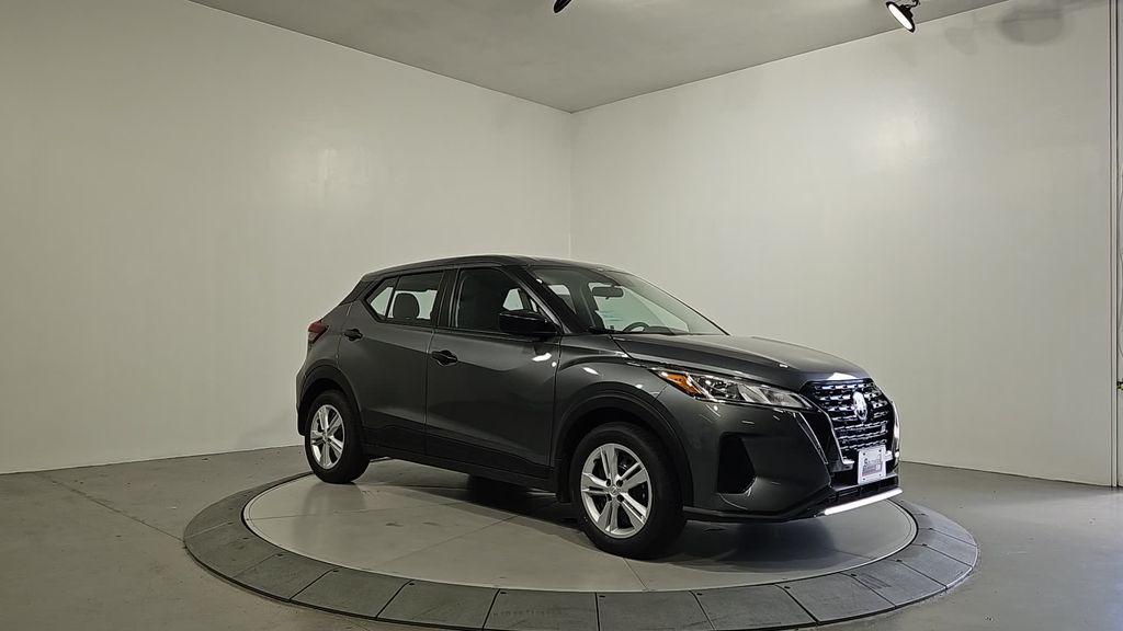 new 2025 Nissan Kicks Play car, priced at $22,042