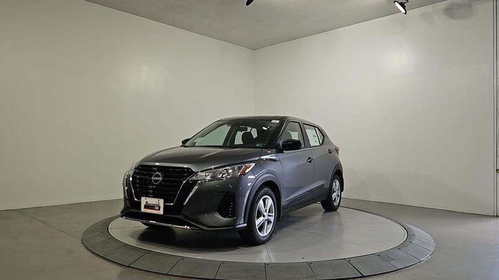 new 2025 Nissan Kicks Play car, priced at $22,042