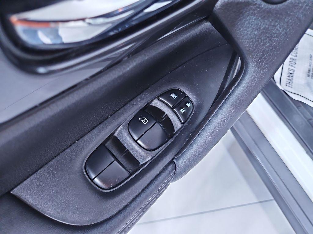 used 2020 Nissan Rogue car, priced at $16,515