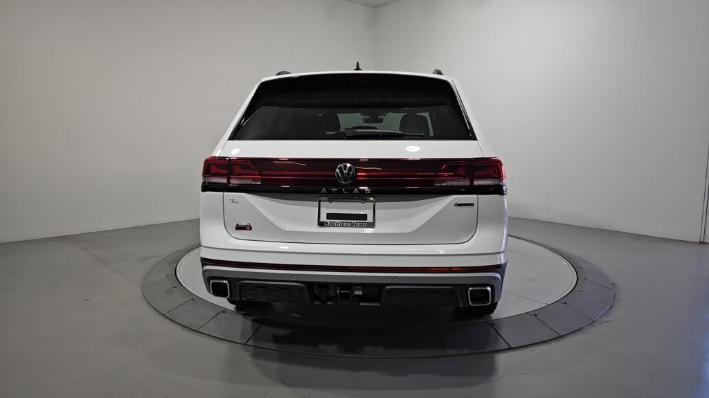 new 2024 Volkswagen Atlas car, priced at $44,874