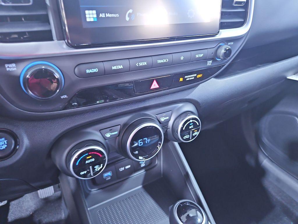 new 2025 Hyundai Venue car, priced at $23,961