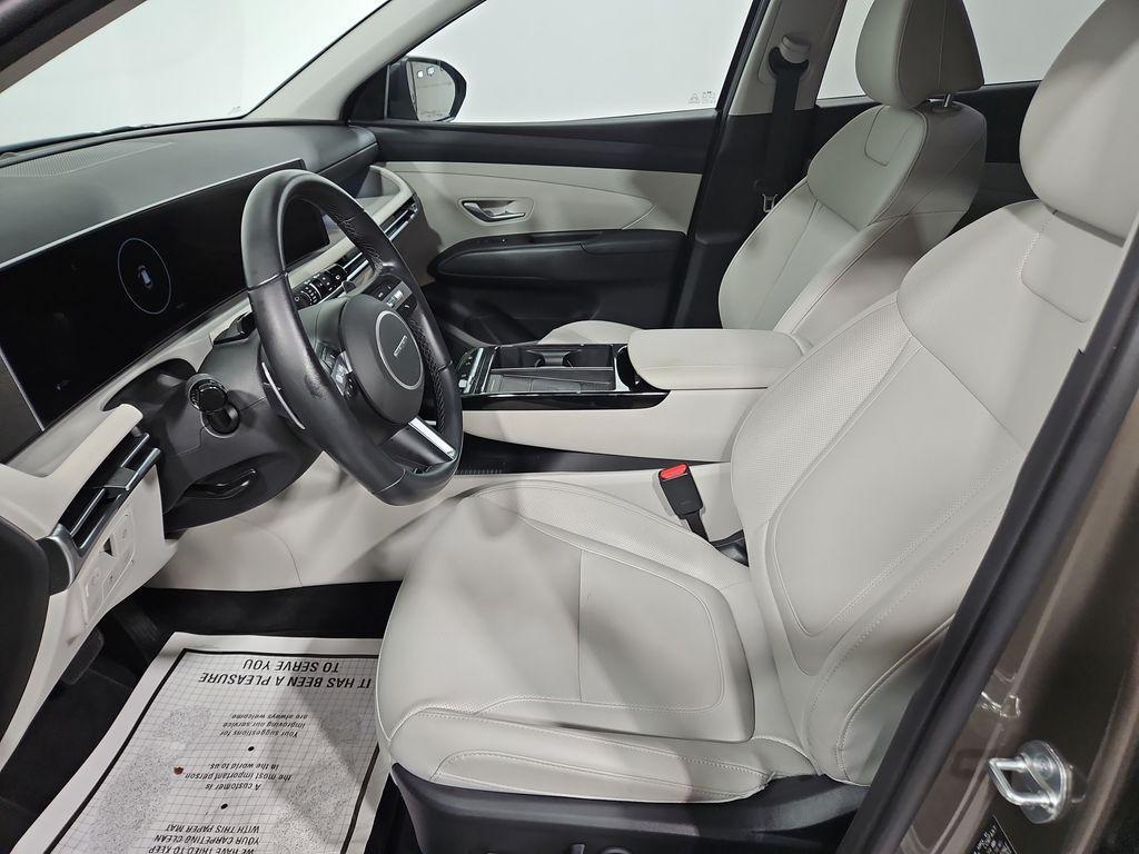 used 2025 Hyundai TUCSON Hybrid car, priced at $32,233