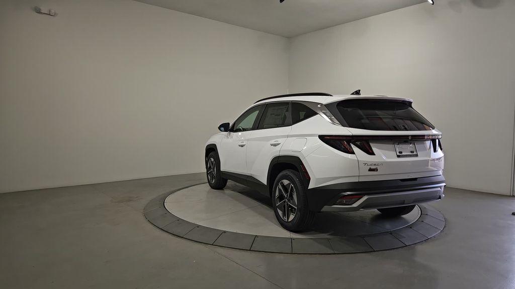 new 2025 Hyundai TUCSON Hybrid car, priced at $35,978