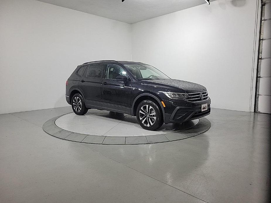 new 2024 Volkswagen Tiguan car, priced at $29,424