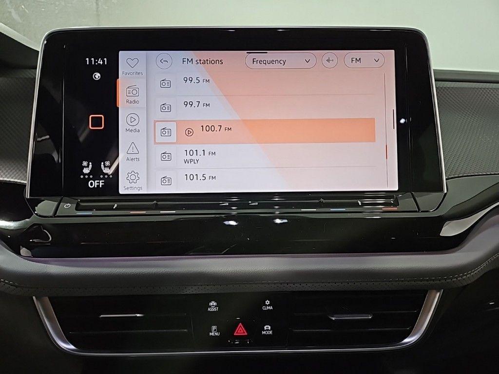 new 2025 Volkswagen Atlas car, priced at $45,759