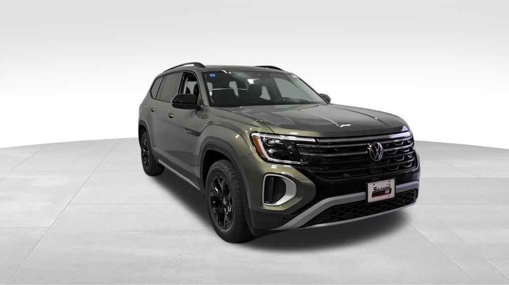 new 2025 Volkswagen Atlas car, priced at $45,759