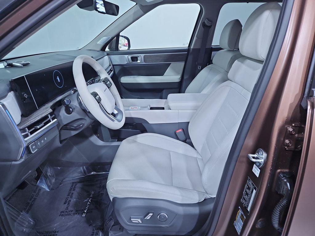 new 2025 Hyundai Santa Fe car, priced at $45,029