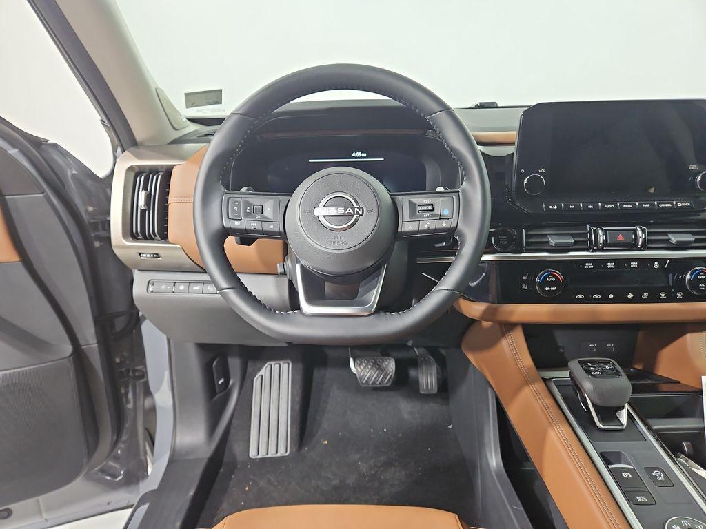 new 2025 Nissan Pathfinder car, priced at $45,615