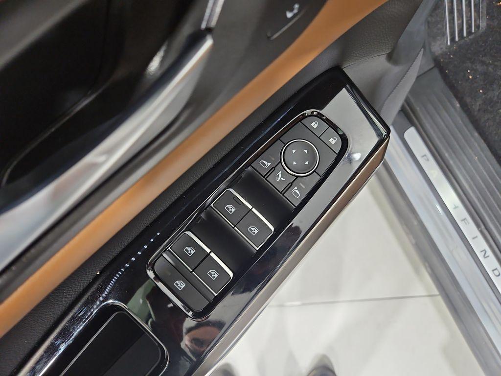 new 2025 Nissan Pathfinder car, priced at $45,615