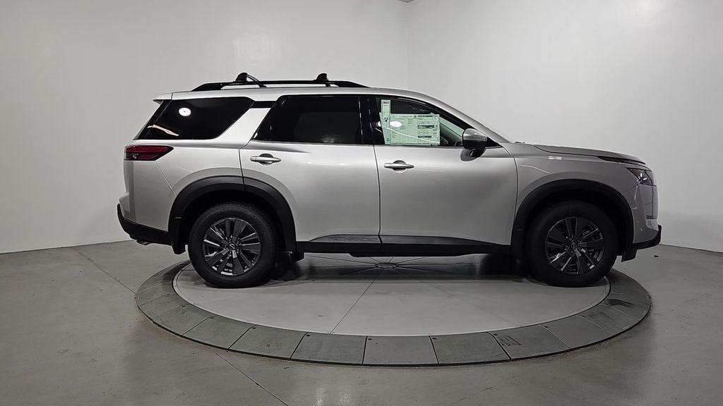 new 2025 Nissan Pathfinder car, priced at $36,170
