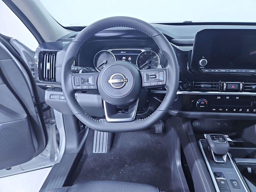new 2025 Nissan Pathfinder car, priced at $36,170