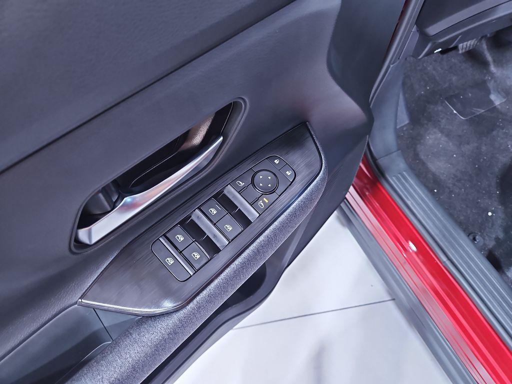 new 2025 Nissan Kicks car, priced at $28,212