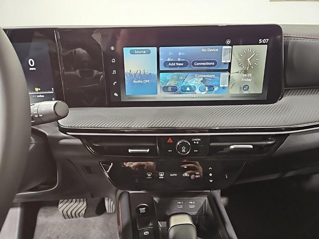 new 2025 Nissan Kicks car, priced at $28,609