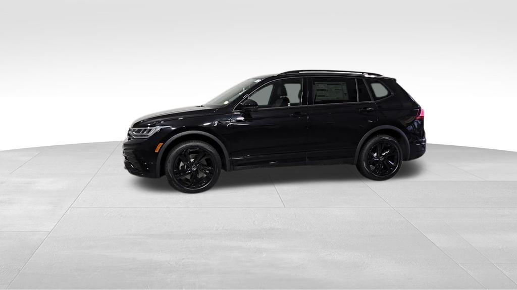 new 2024 Volkswagen Tiguan car, priced at $33,546