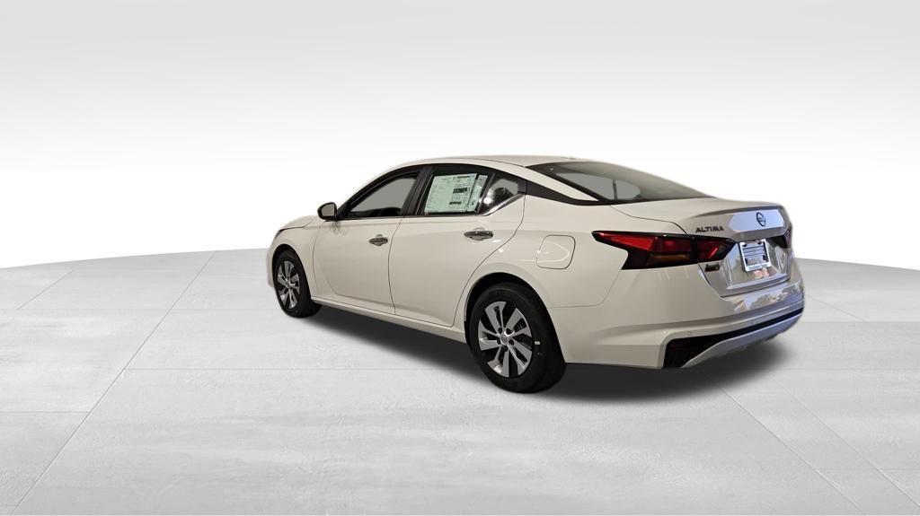 new 2025 Nissan Altima car, priced at $26,178