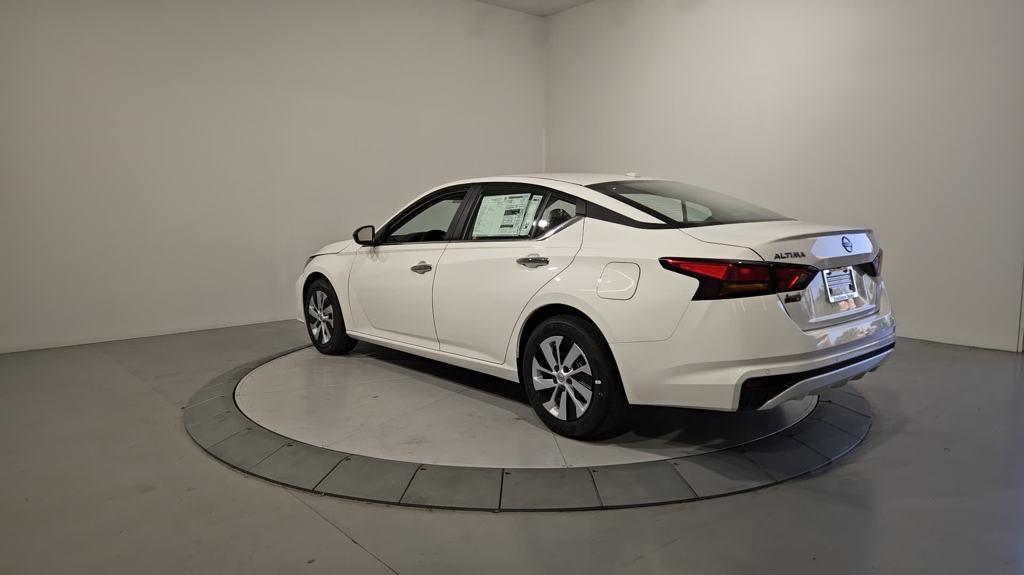 new 2025 Nissan Altima car, priced at $25,478