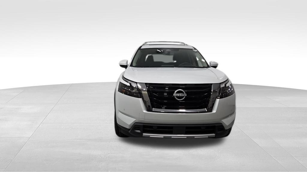 new 2025 Nissan Pathfinder car, priced at $50,036