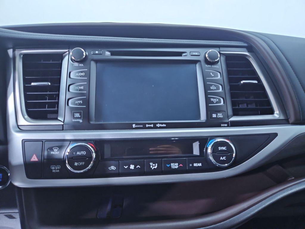 used 2018 Toyota Highlander car, priced at $29,329