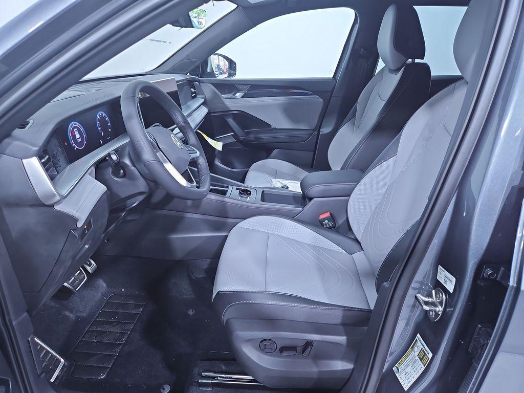 new 2025 Volkswagen Tiguan car, priced at $37,395