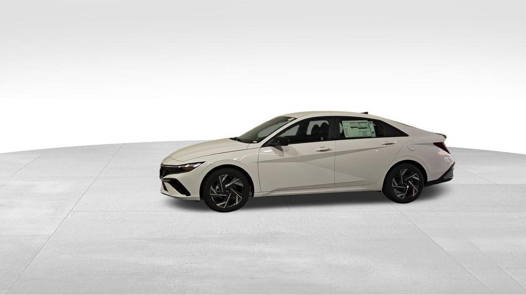 new 2025 Hyundai Elantra car, priced at $23,769
