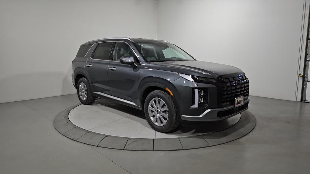 new 2025 Hyundai Palisade car, priced at $42,717