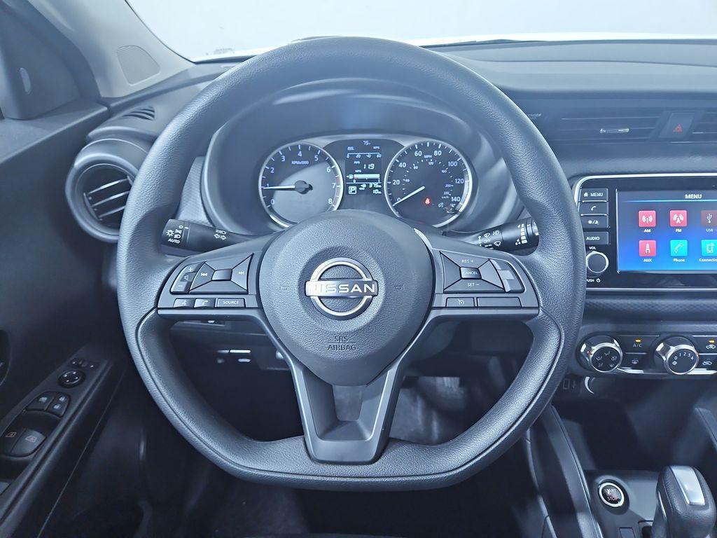 new 2025 Nissan Kicks Play car, priced at $22,757
