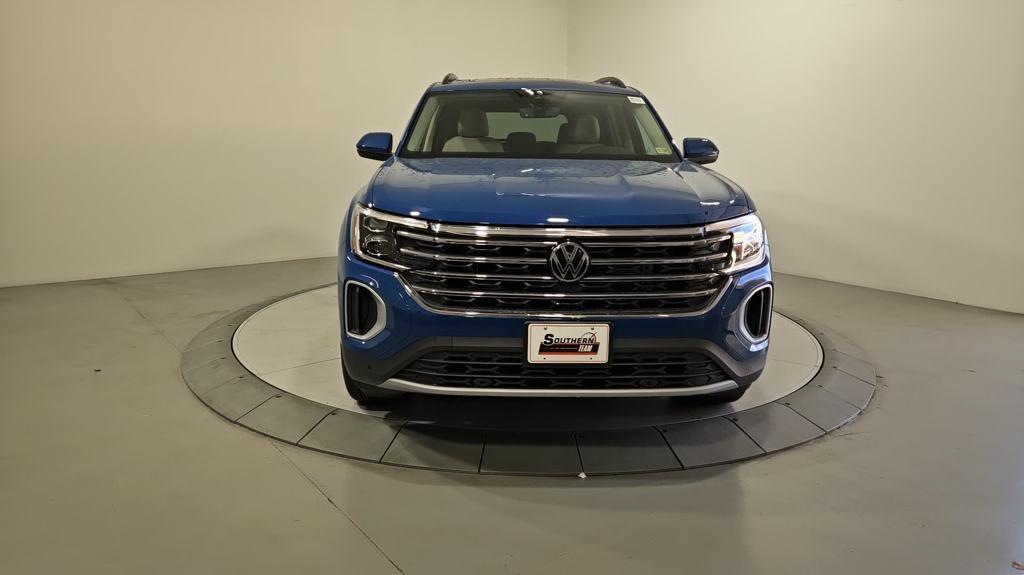 new 2025 Volkswagen Atlas car, priced at $45,762