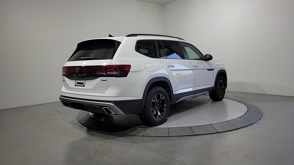 new 2024 Volkswagen Atlas car, priced at $45,681