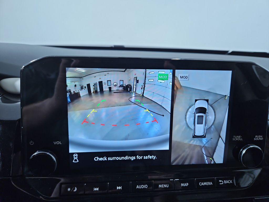 new 2025 Nissan Pathfinder car, priced at $45,921