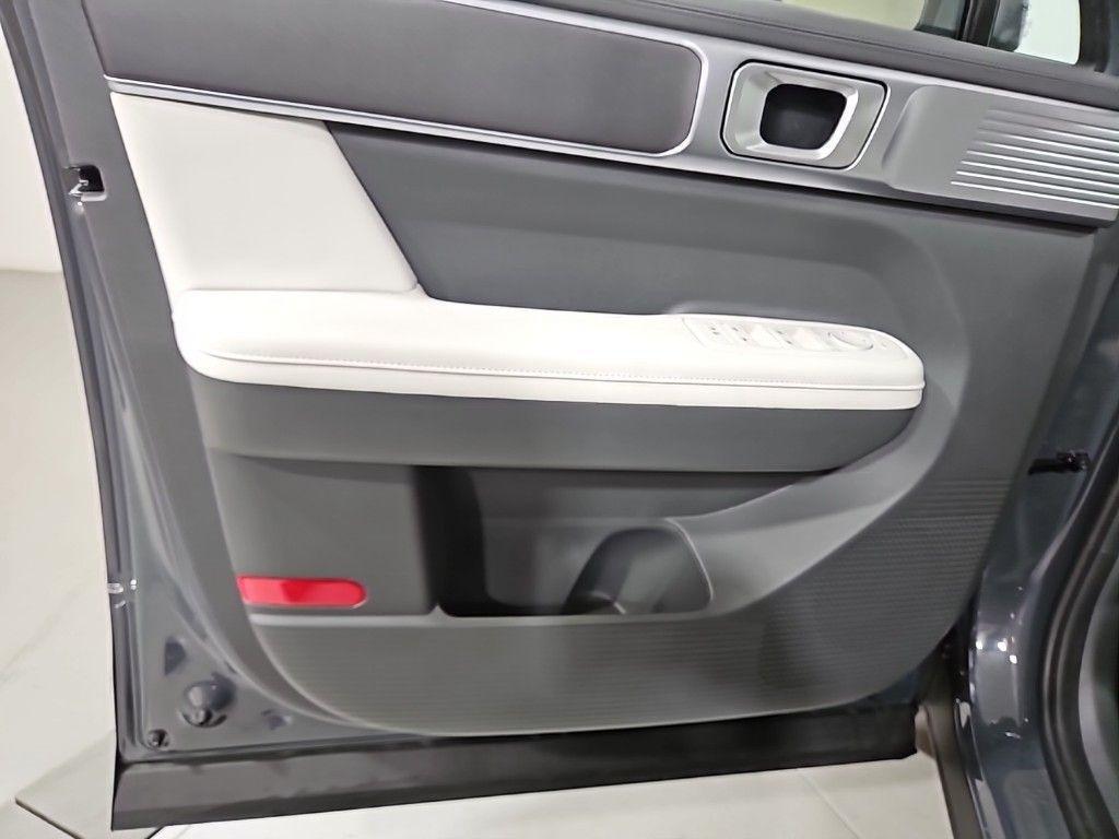 new 2025 Hyundai Santa Fe car, priced at $37,572