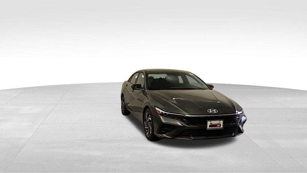 new 2025 Hyundai Elantra car, priced at $23,270