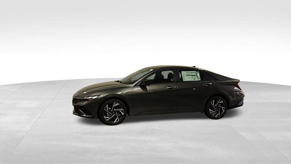 new 2025 Hyundai Elantra car, priced at $23,270