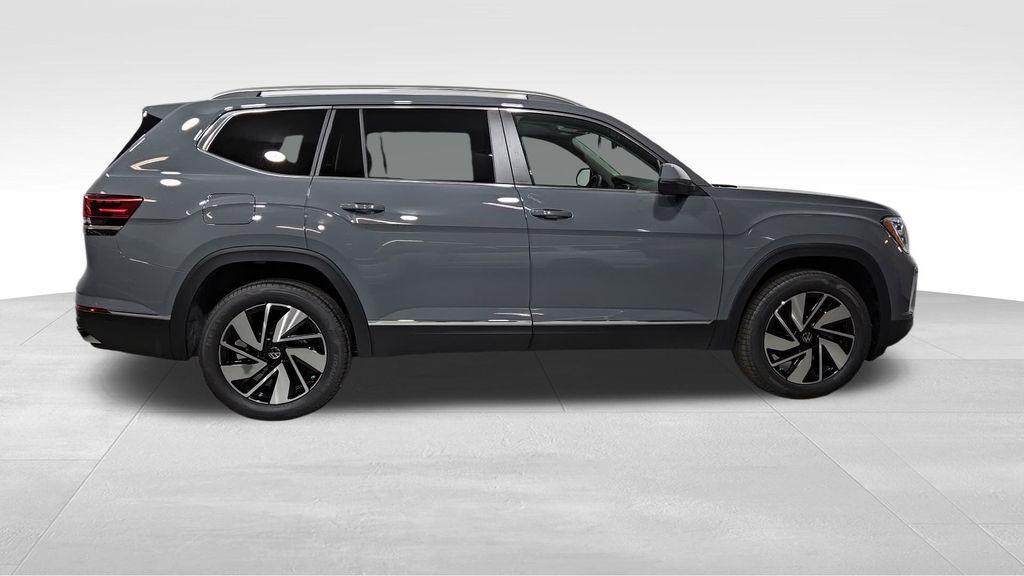 new 2025 Volkswagen Atlas car, priced at $47,691