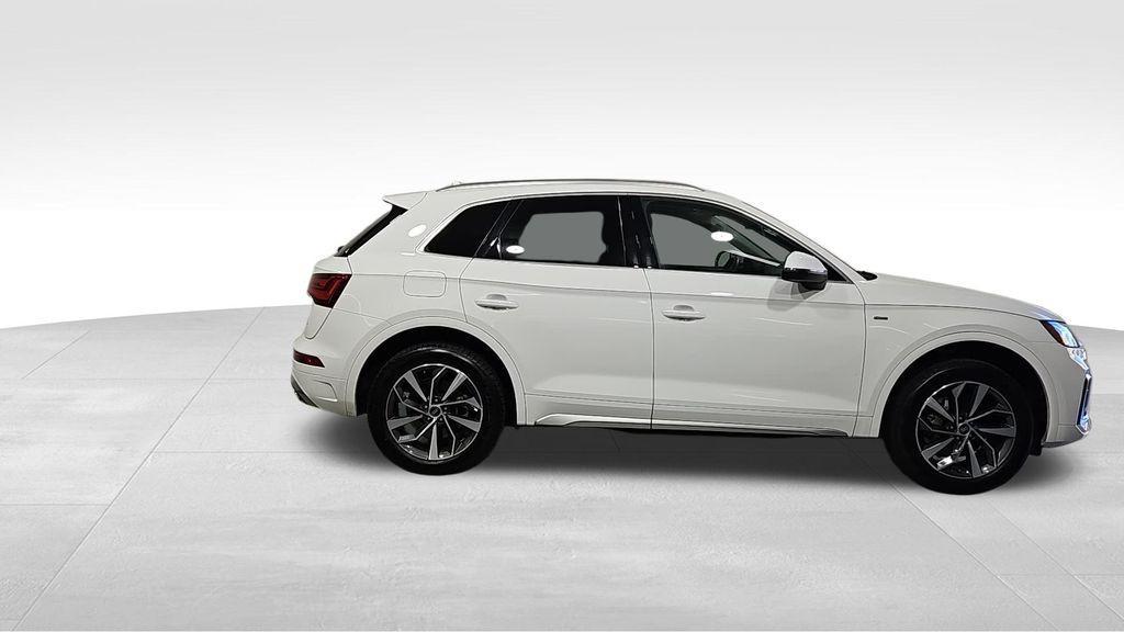 used 2023 Audi Q5 car, priced at $27,916