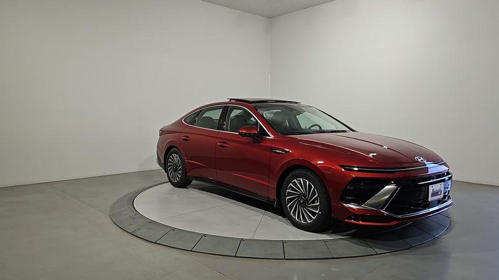 new 2025 Hyundai Sonata Hybrid car, priced at $36,114