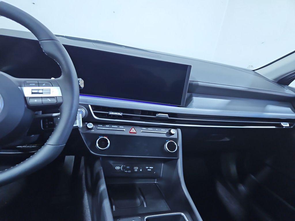 new 2025 Hyundai Sonata Hybrid car, priced at $36,114