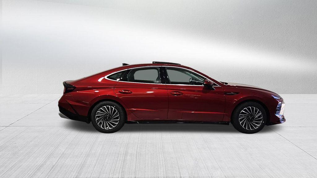 new 2025 Hyundai Sonata Hybrid car, priced at $36,114