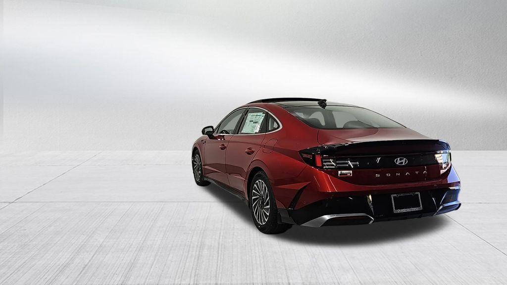 new 2025 Hyundai Sonata Hybrid car, priced at $36,114